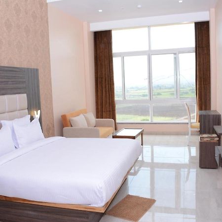 Ratnaa Resort Khamshet Esterno foto