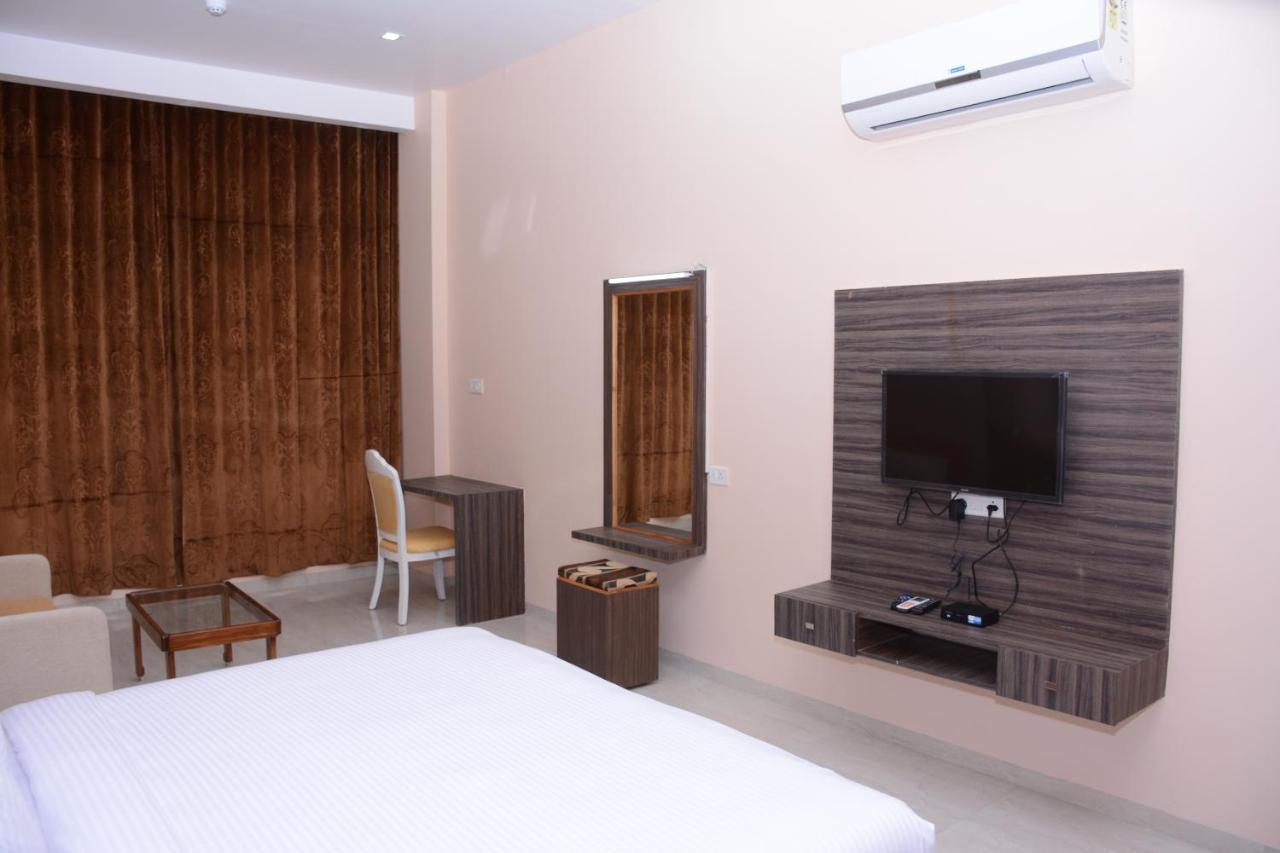 Ratnaa Resort Khamshet Esterno foto