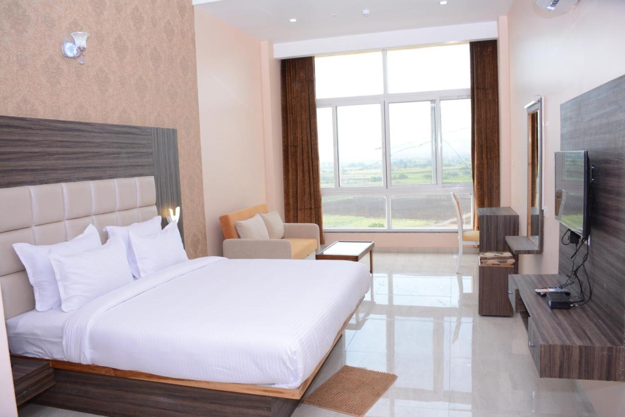 Ratnaa Resort Khamshet Esterno foto