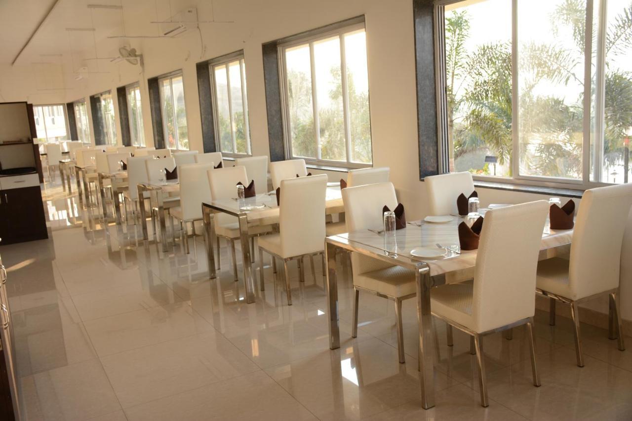 Ratnaa Resort Khamshet Esterno foto