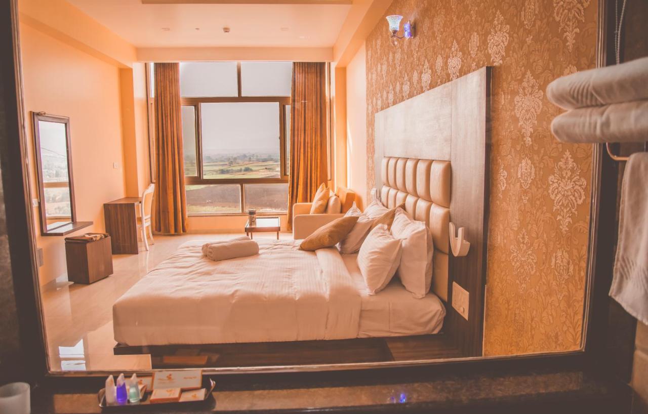 Ratnaa Resort Khamshet Esterno foto