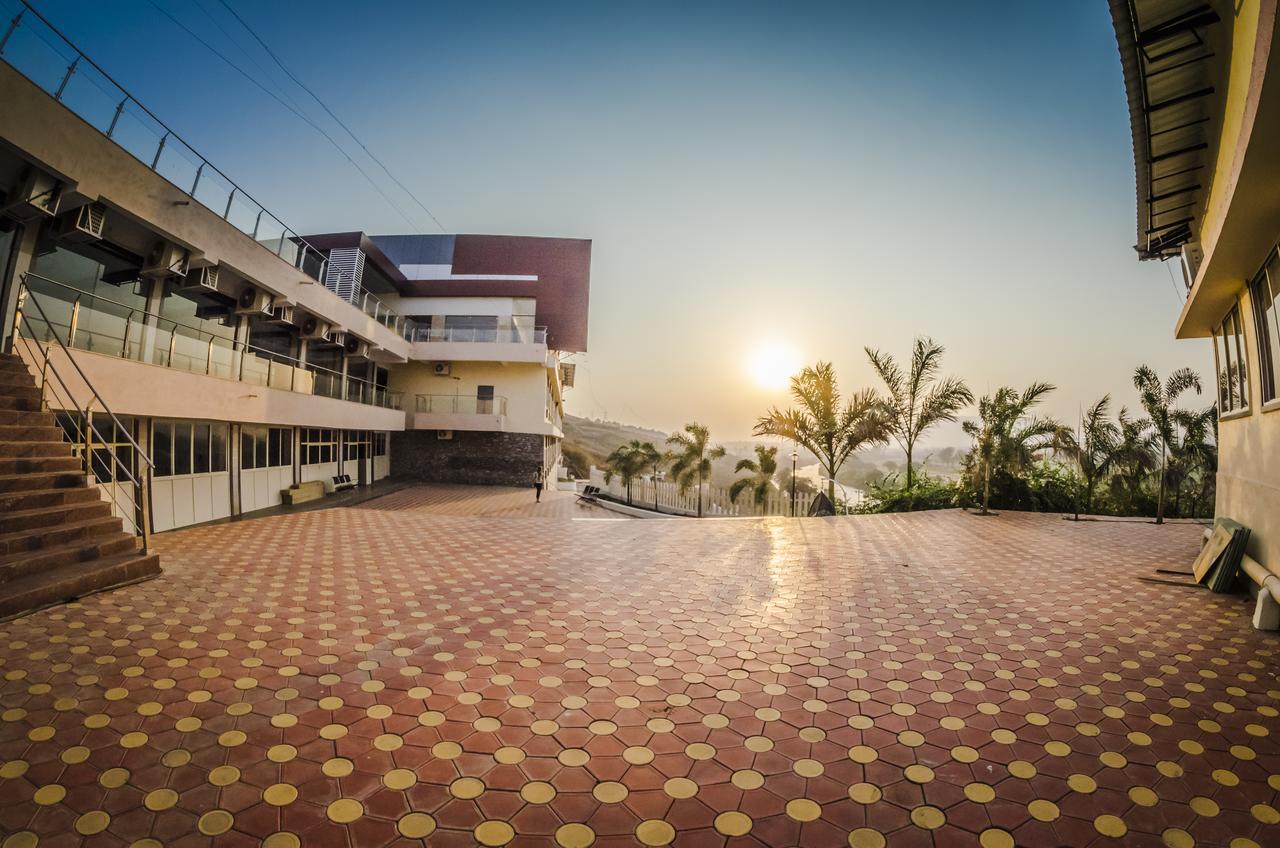 Ratnaa Resort Khamshet Esterno foto